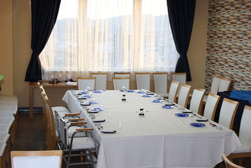 Seagrande Shimizu Station Hotel Shizuoka Bagian luar foto