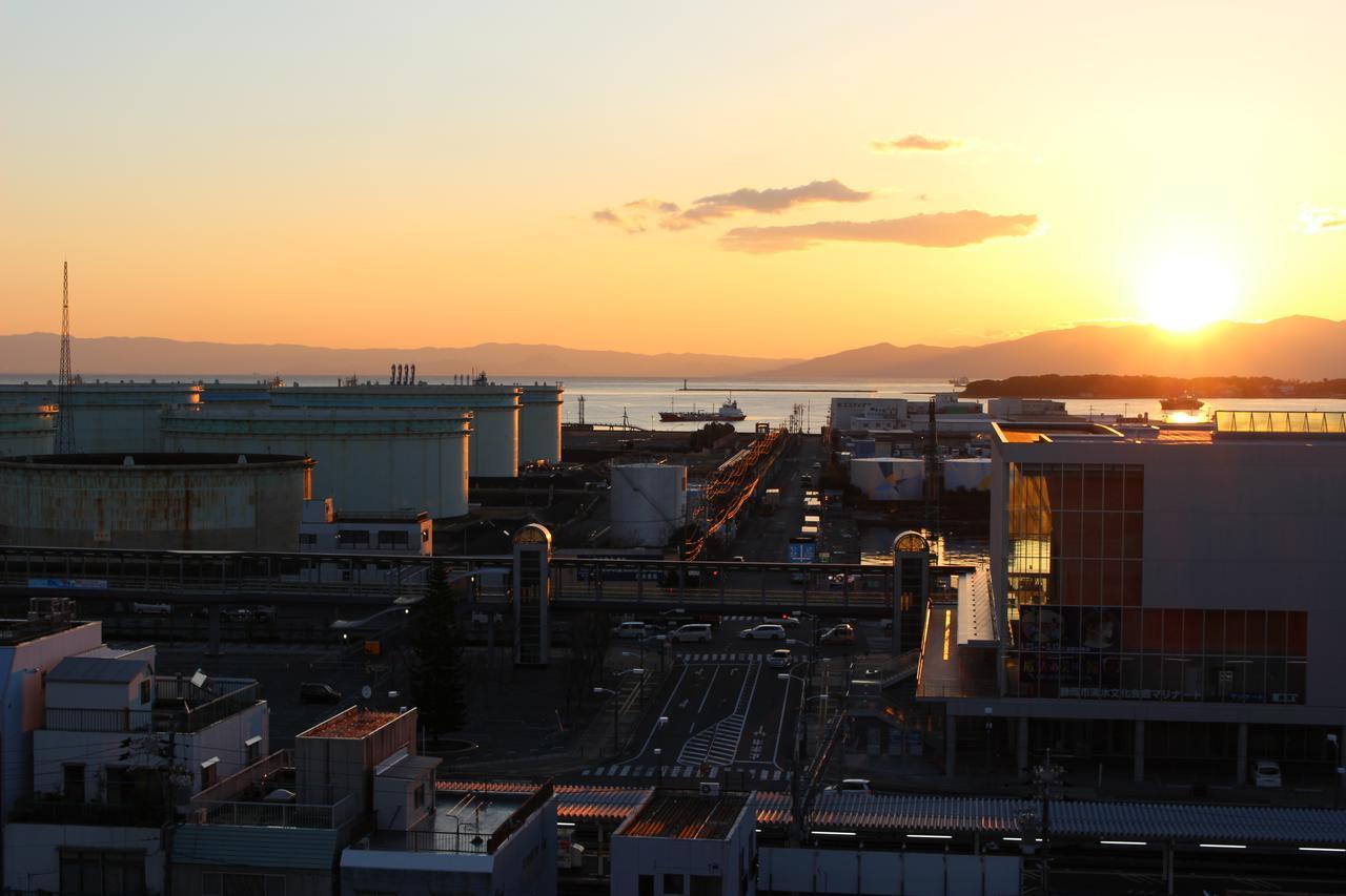 Seagrande Shimizu Station Hotel Shizuoka Bagian luar foto